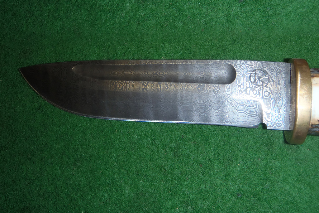 Damascénský nůž s pouzdrem